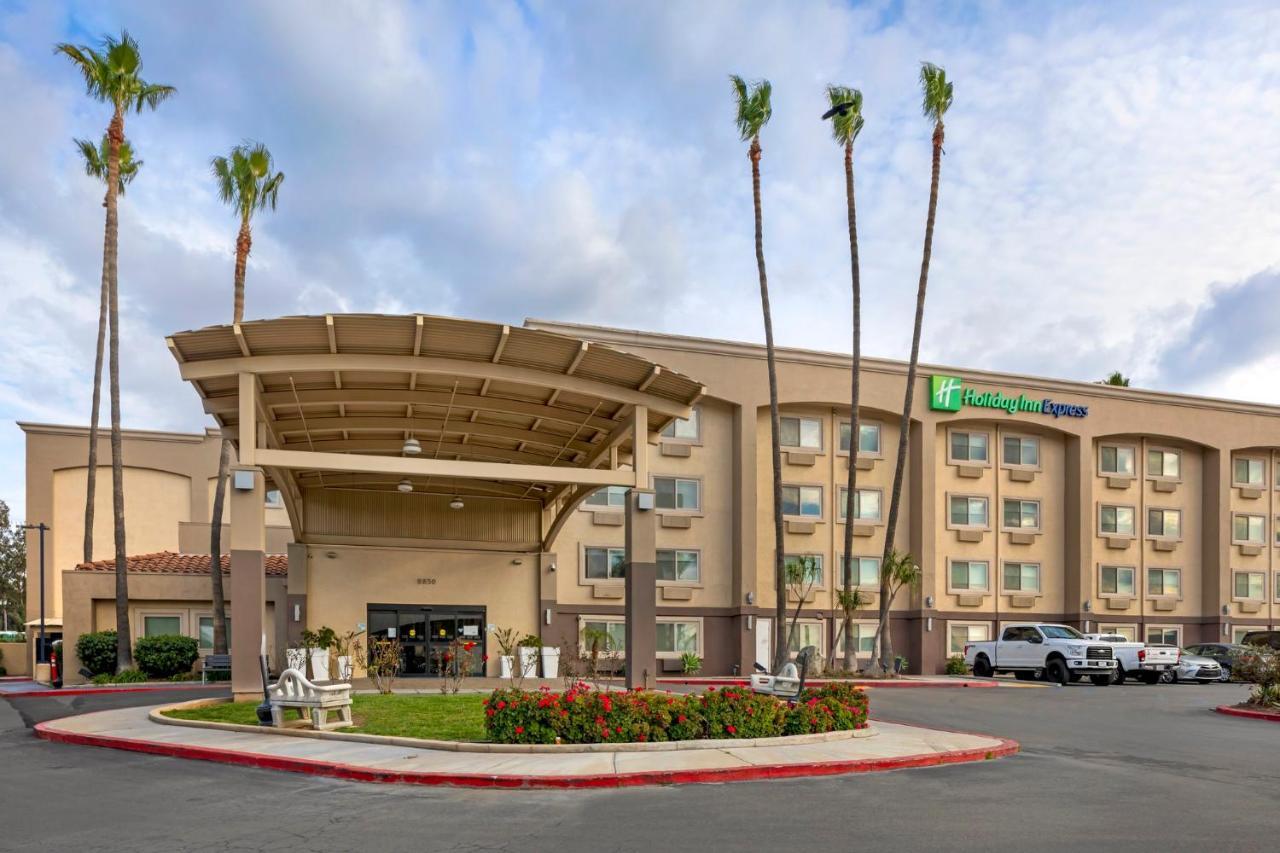 Holiday Inn Express San Bernardino Colton By Ihg Exterior photo