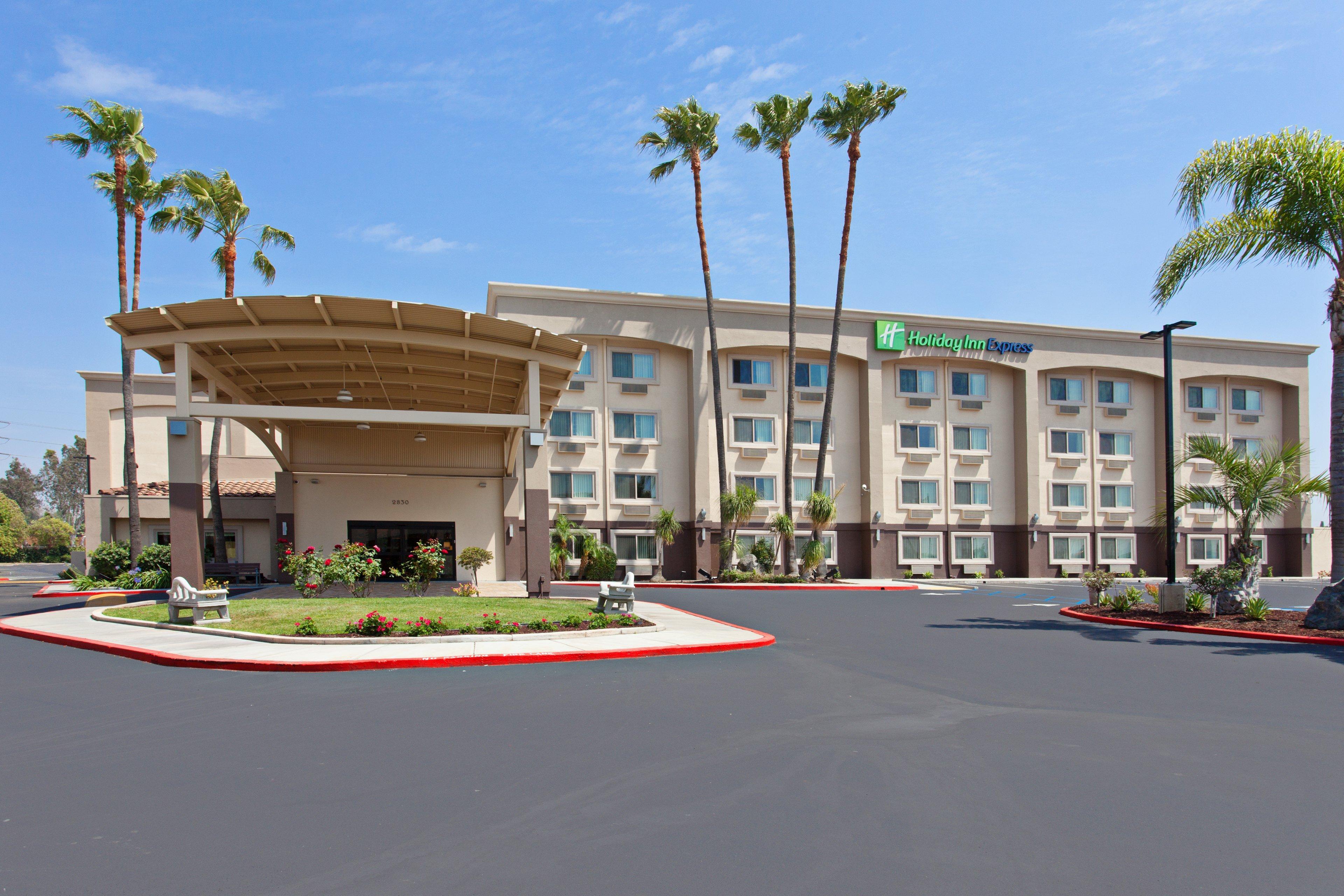 Holiday Inn Express San Bernardino Colton By Ihg Exterior photo
