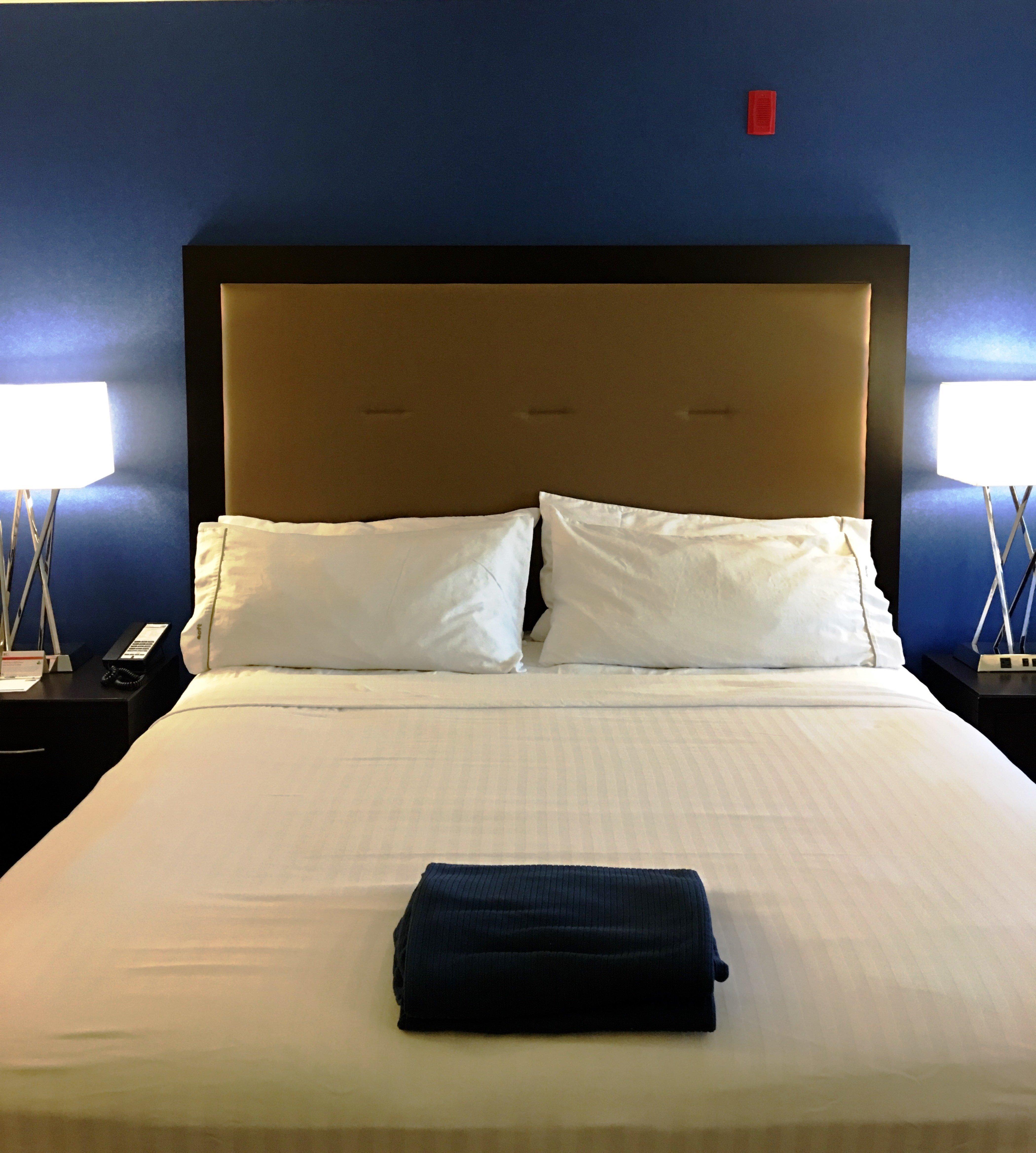 Holiday Inn Express San Bernardino Colton By Ihg Exterior photo